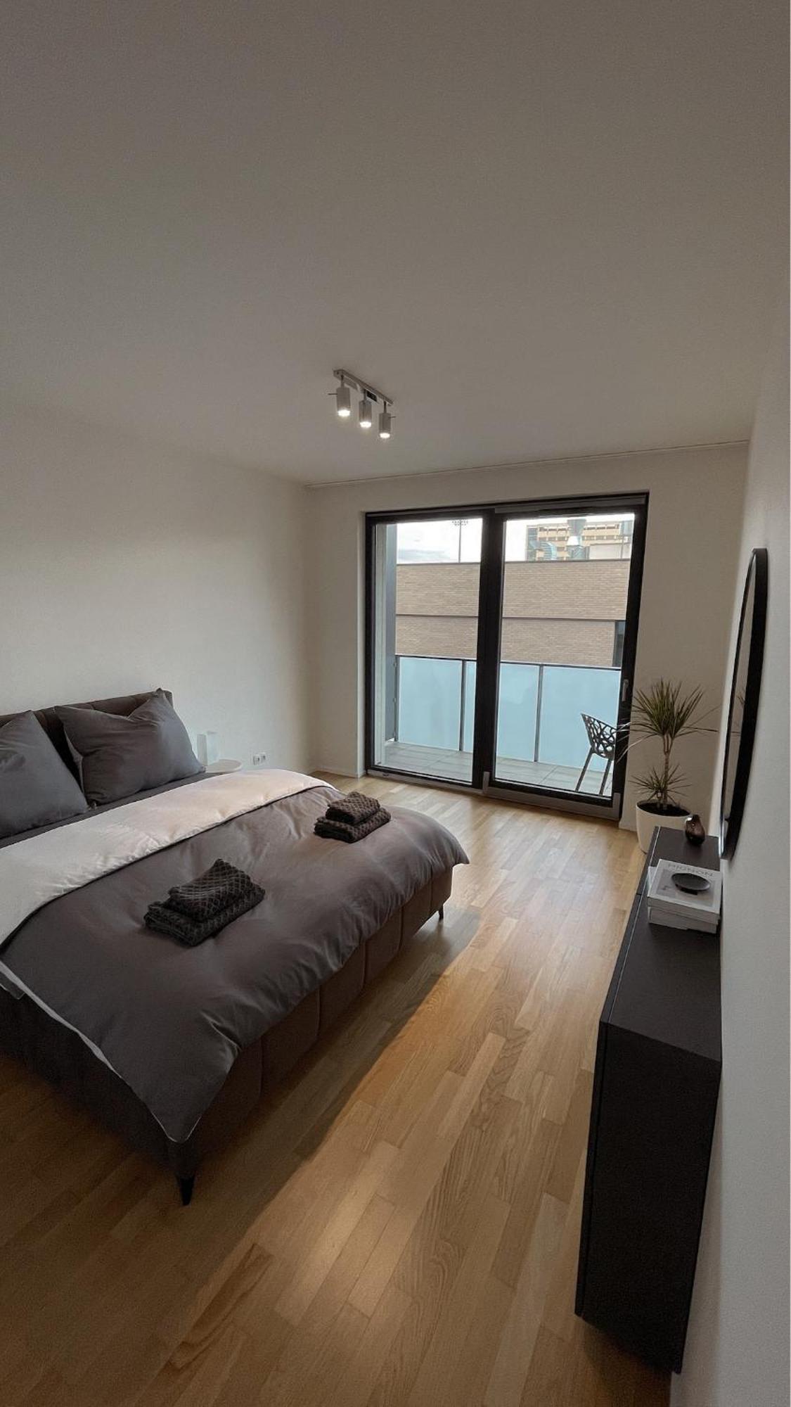 Apartament Modern Stylish With Private Garage *